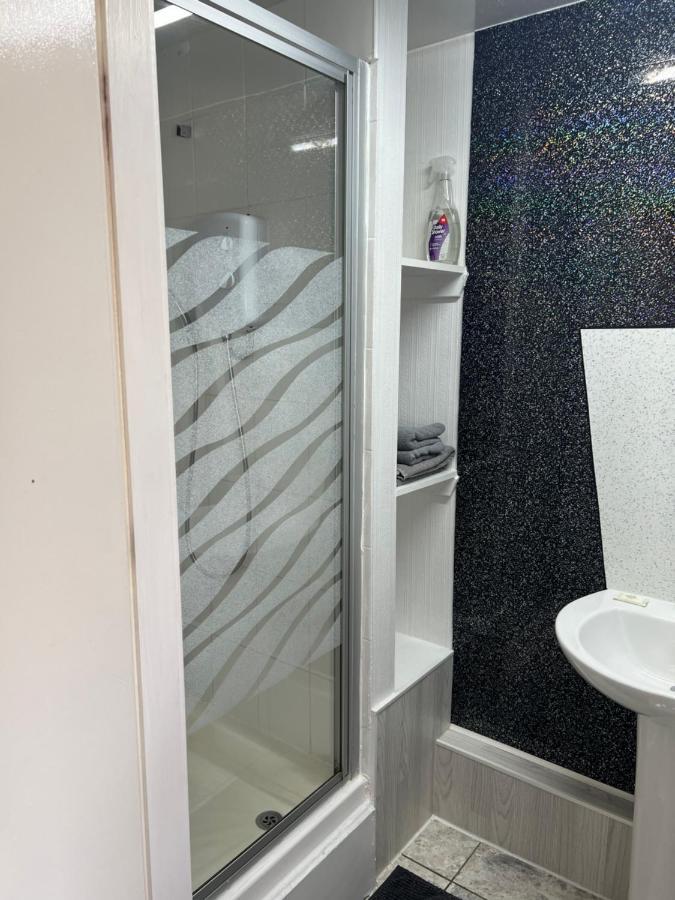 Mccoinnich Rooms Dundee Luaran gambar