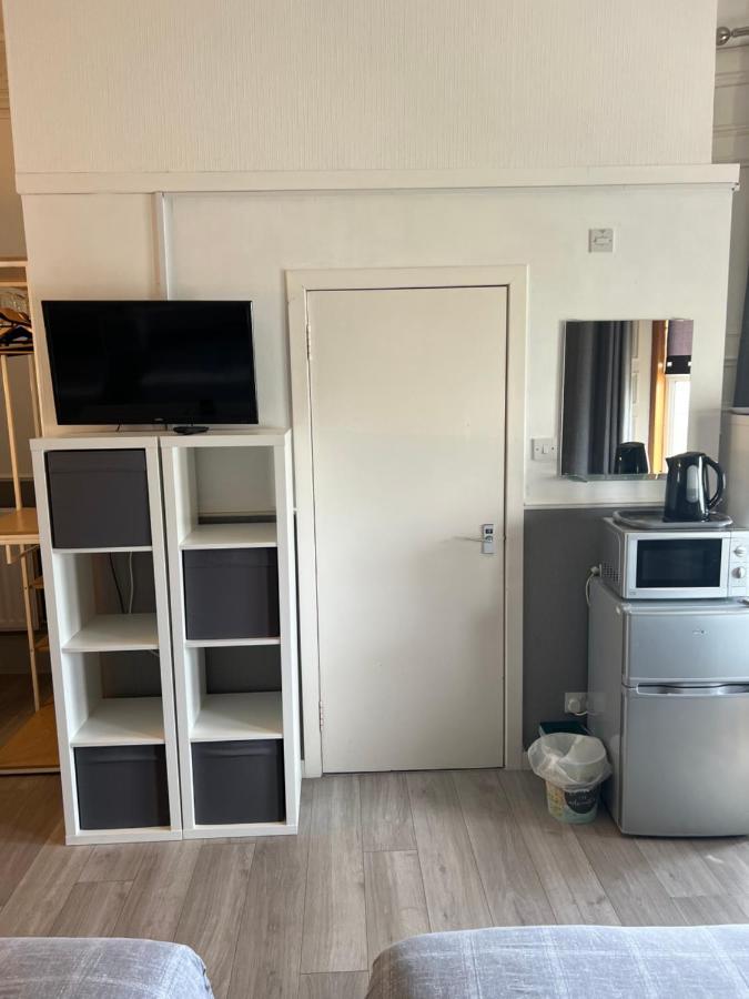 Mccoinnich Rooms Dundee Luaran gambar